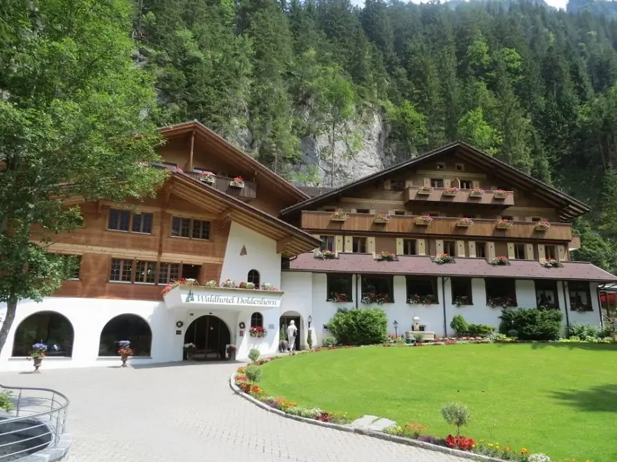 Waldhotel Doldenhorn